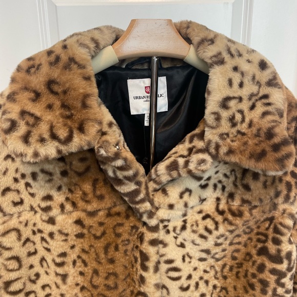 Urban Republic Faux Fur Coat - Picture 6 of 11